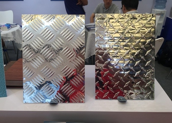 Κίνα Ο μύλος τελειώνει διαιρεσμένες σε τετράγωνα τις αλουμίνιο σπείρες 6061 μέγεθος 6 X 1220 X 2440mm φύλλων πιάτων προμηθευτής